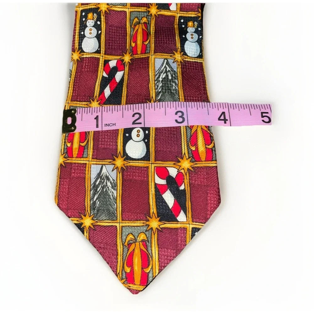 XYZ Inc. Silk‎ Necktie Christmas Season Winter, Gifts, Snowmen Candy Cane